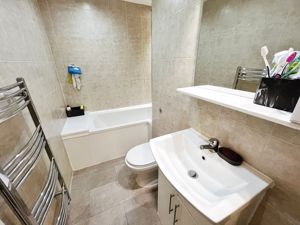 Bathroom - click for photo gallery